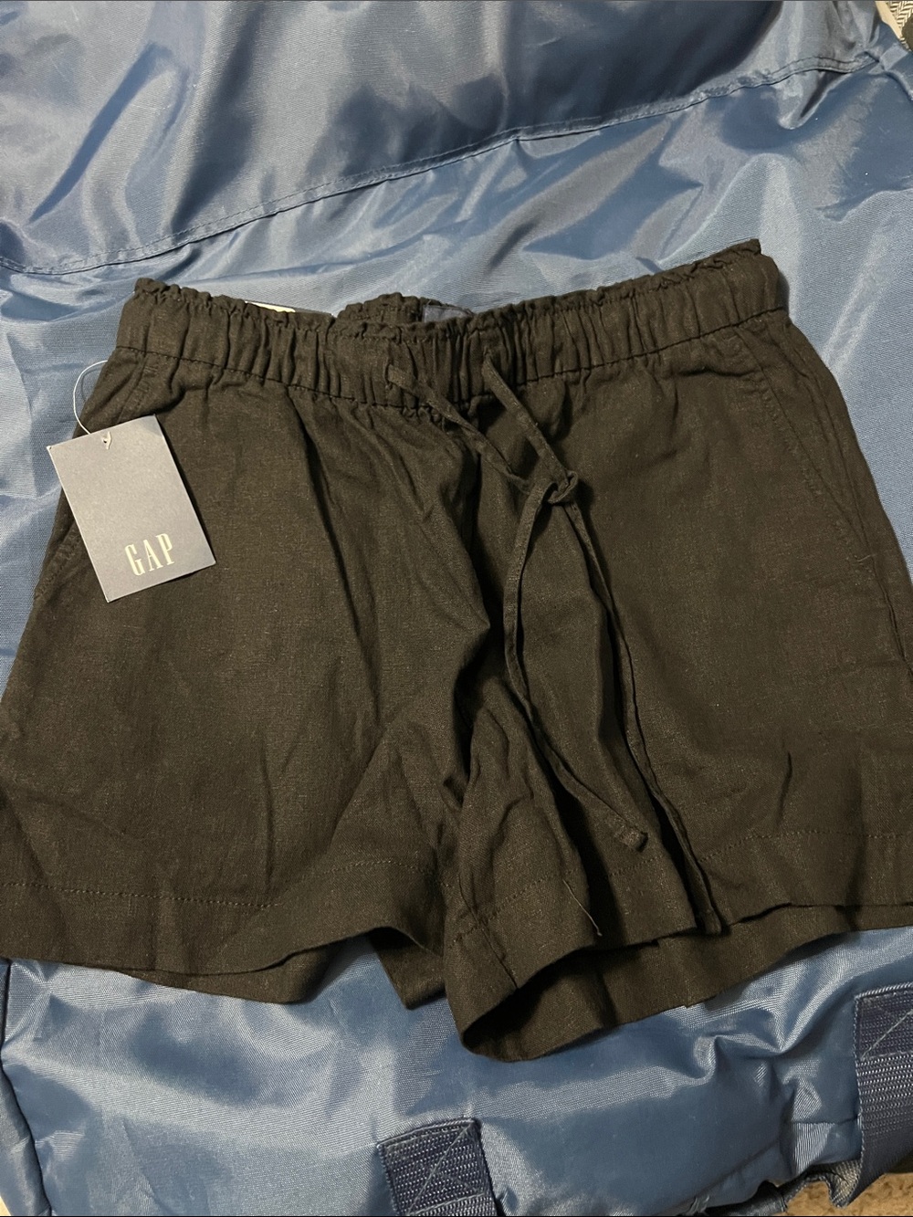 GAP Women's Black High-Waist Drawstring Shorts